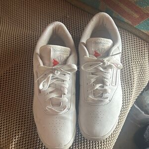 Reebok womens White and Red Sneakers size 9